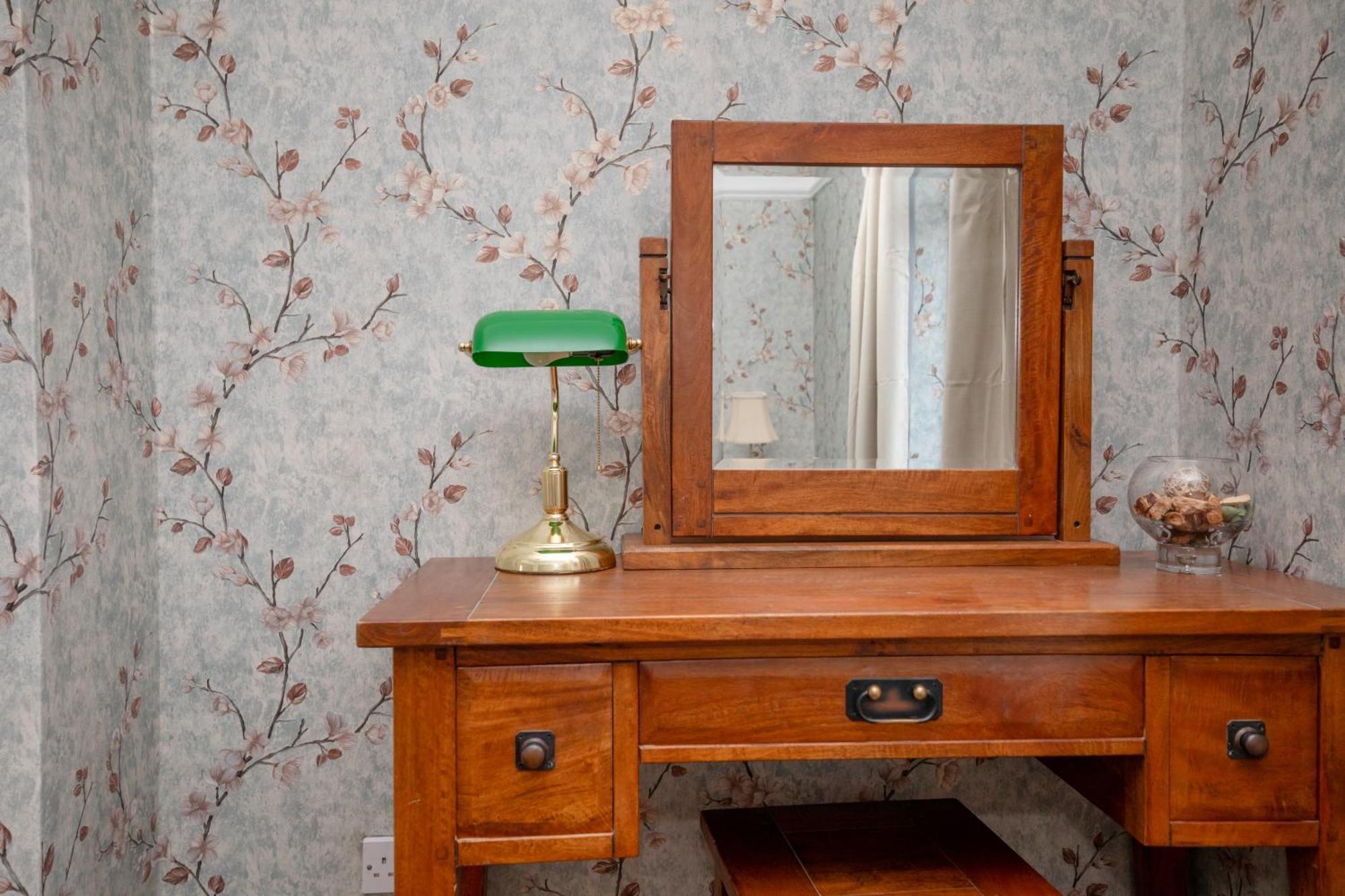 Characterful Terrace Retreat In County Durham - Sleeps 6 Leilighet Stanley  Eksteriør bilde